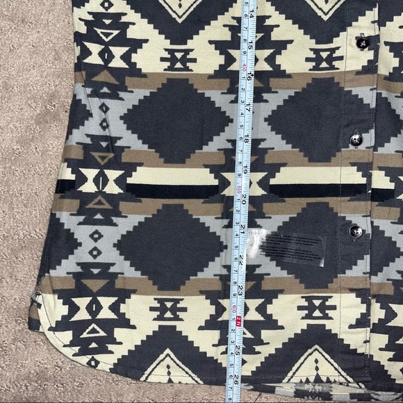 Woolrich button up NWT Aztec print size small Keystone print - Picture 3 of 10